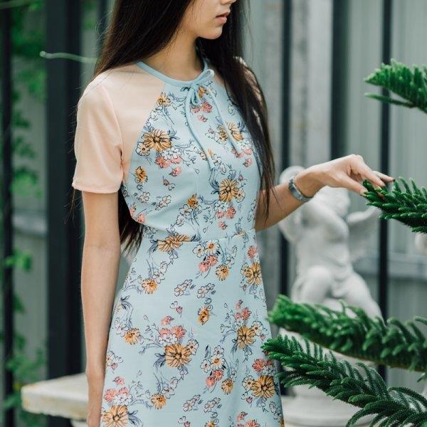 Hana Blue Floral Dress