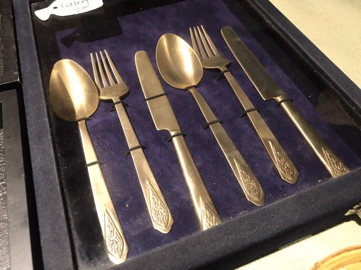 Brass Cutlery Set / เซ็ตช้อน ส้อม มีดทองเหลือง พร้อมกล่อง Bo.lan Grocer
