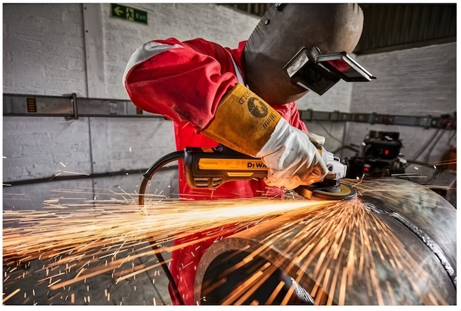 DeWALT DWE4357 เครื่องเจียร 5 นิ้ว (Brushless motor 1700 วัตต์ | ปรับ ...